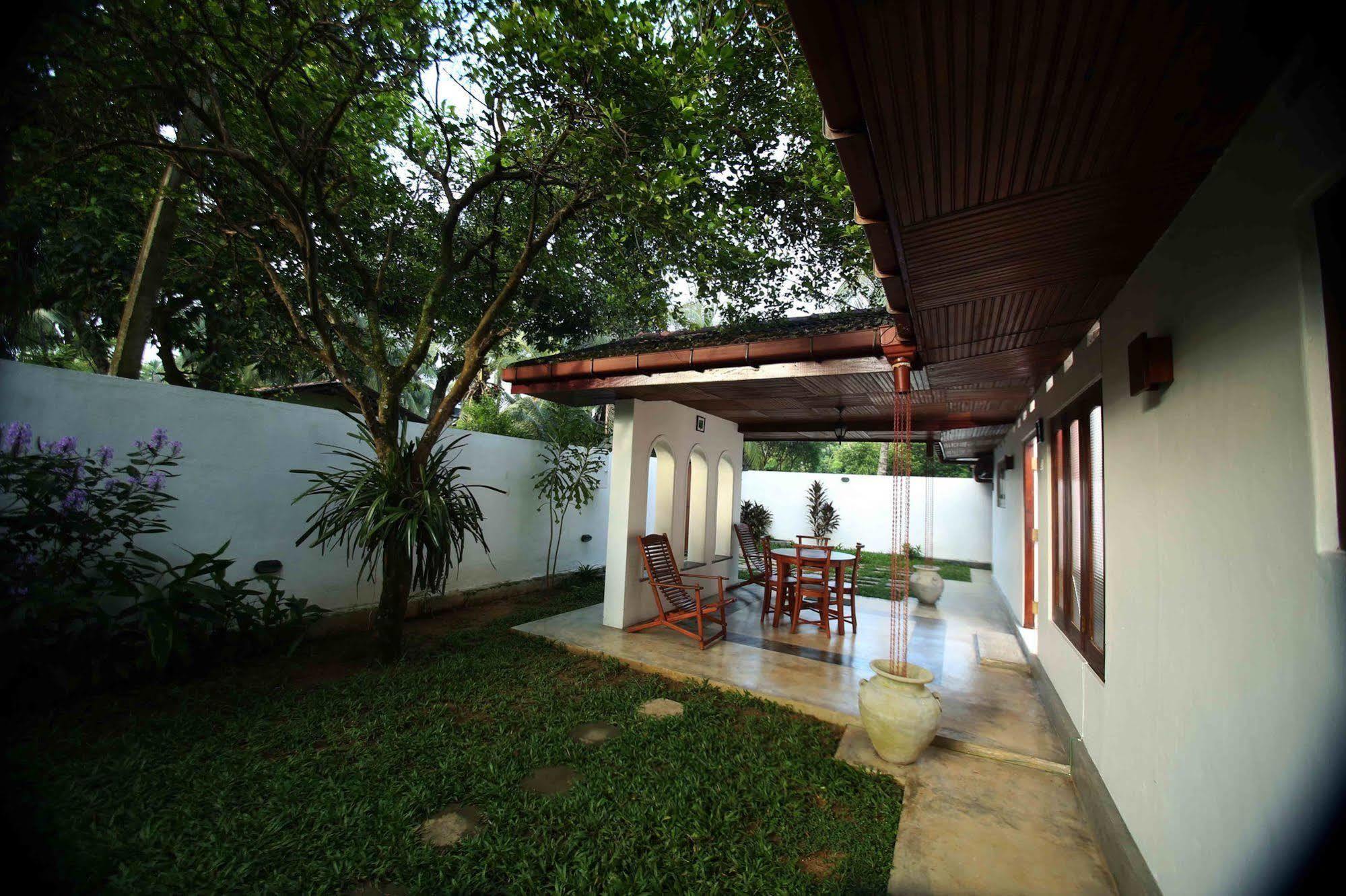 Summer Dew Villa 陶尔佩 外观 照片